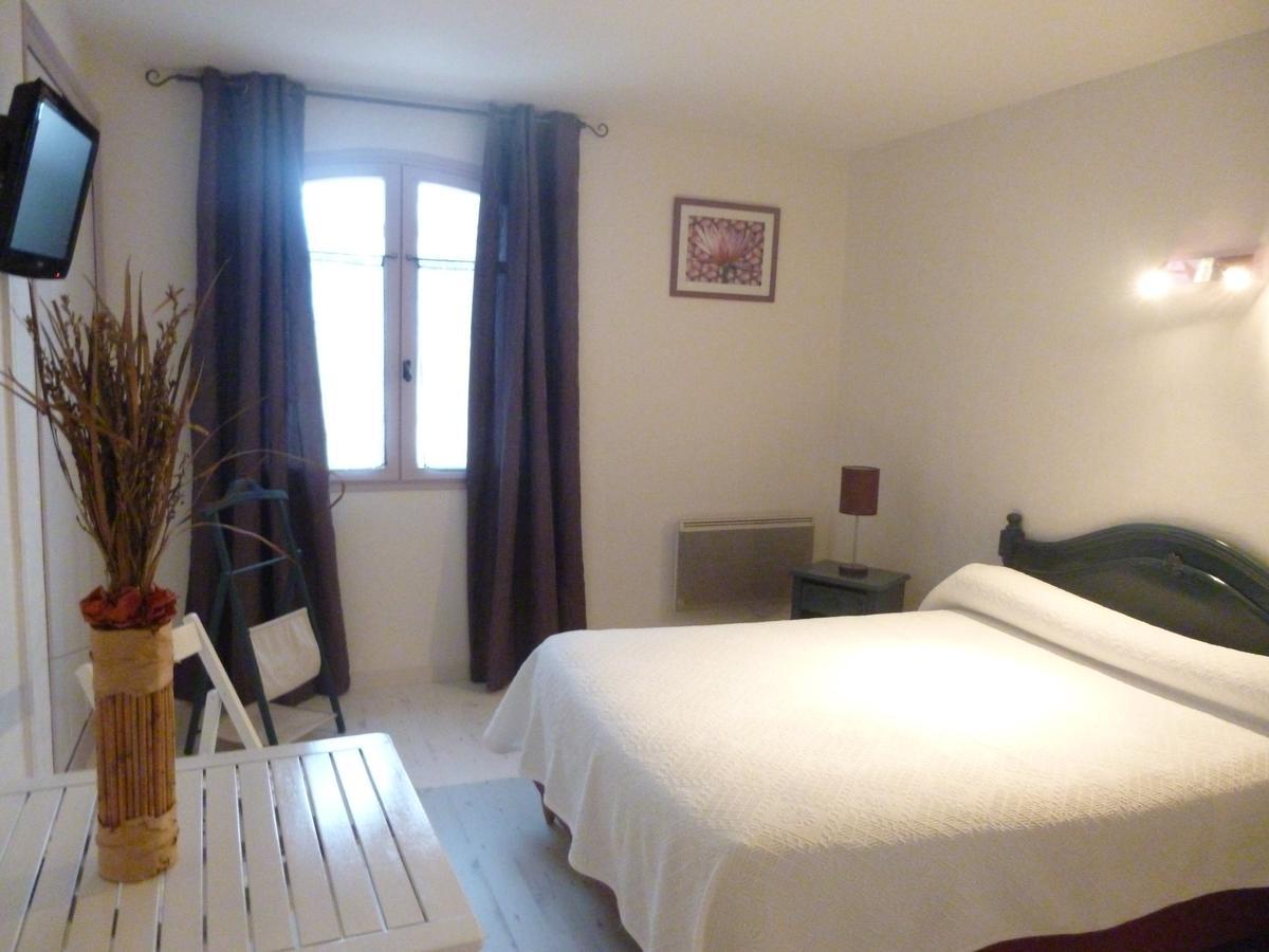 Auberge De La Table Ronde Vinon-sur-Verdon Dış mekan fotoğraf